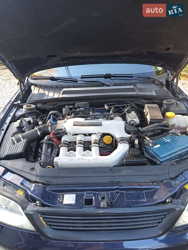 Седан Opel Vectra 1996 в Луцке