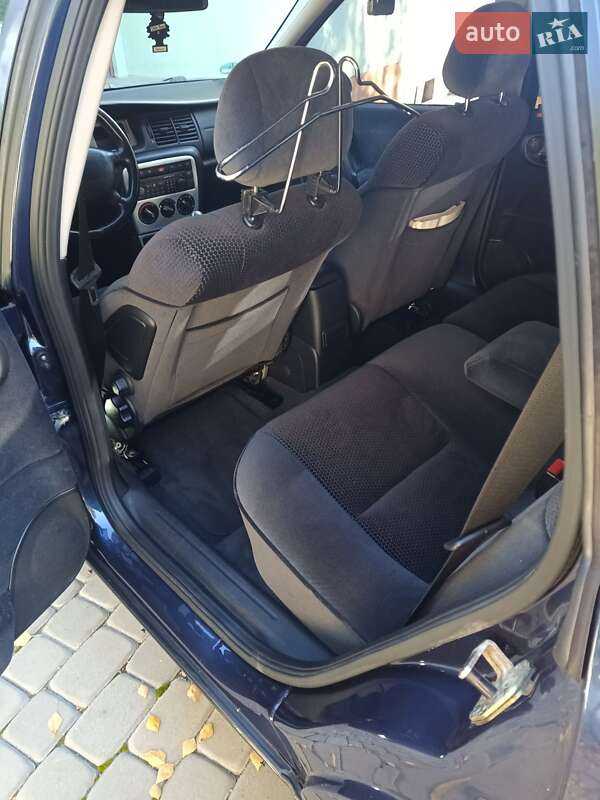 Седан Opel Vectra 1996 в Луцке