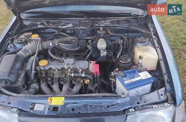 Седан Opel Vectra 1989 в Коломиї