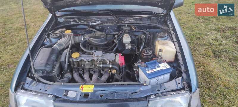 Седан Opel Vectra 1989 в Коломые