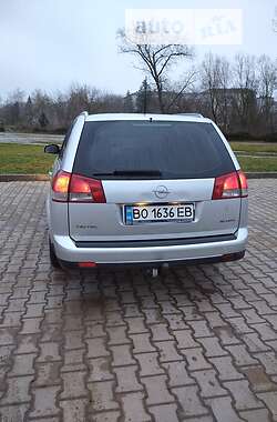 Универсал Opel Vectra 2004 в Лановцах