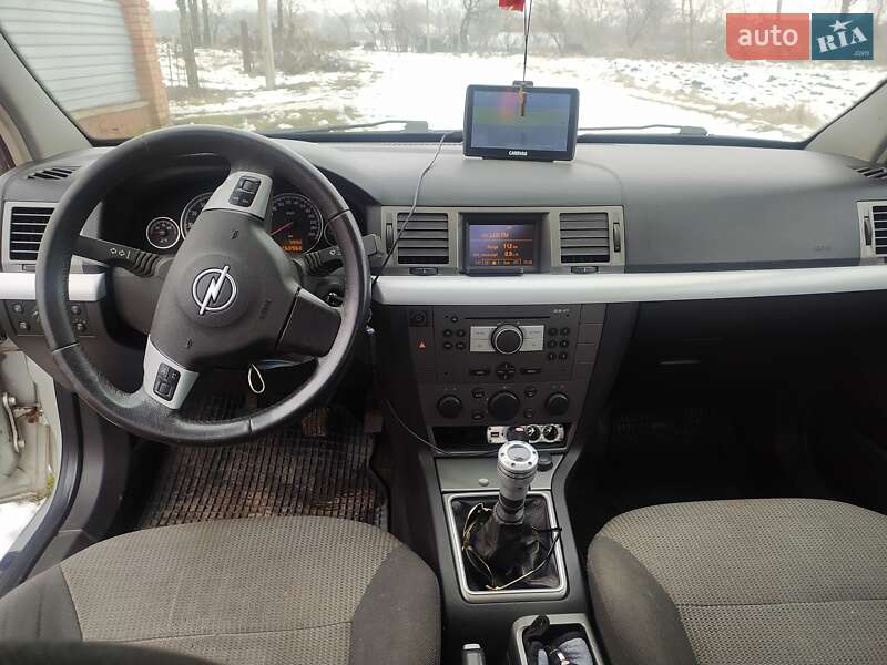 Седан Opel Vectra 2005 в Старой Синяве фото 14 Седан Opel Vectra 2005 в Старой Синяве