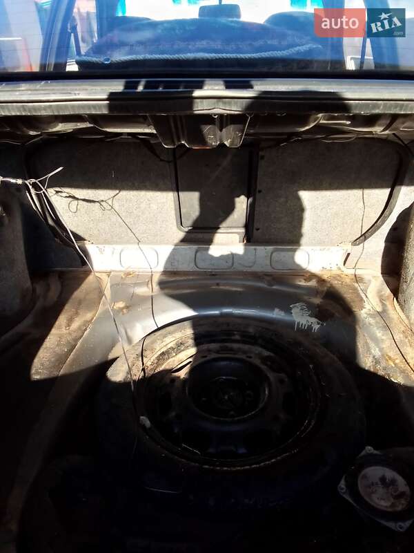 Седан Opel Vectra 1992 в Корсуне-Шевченковском