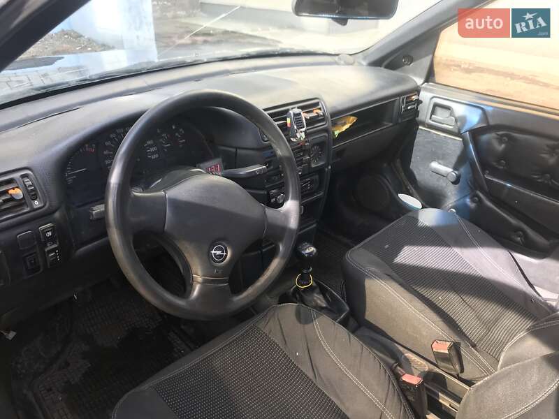 Седан Opel Vectra 1991 в Ніжині