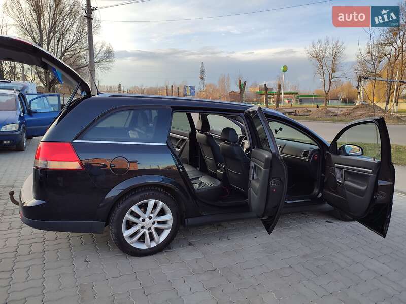 Универсал Opel Vectra 2008 в Калуше