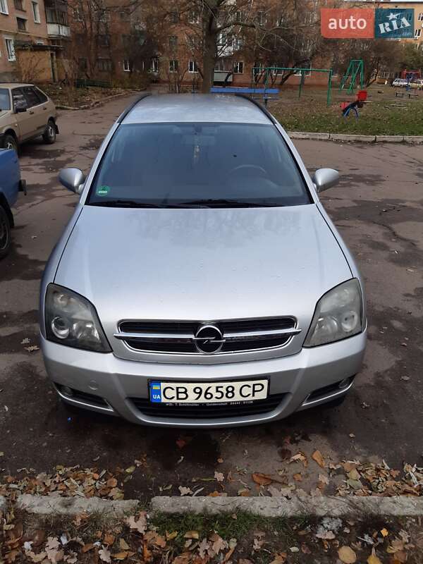 Универсал Opel Vectra 2005 в Миргороде