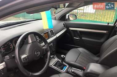 Седан Opel Vectra 2008 в Умані
