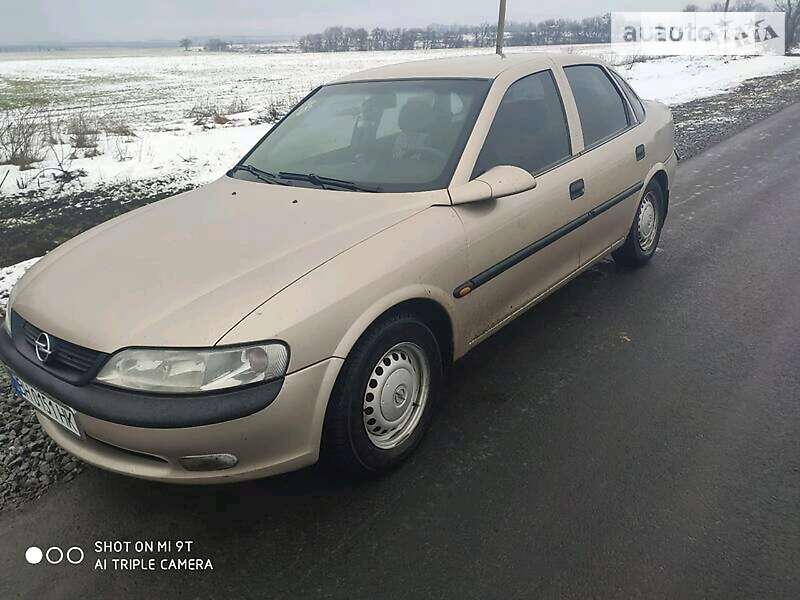 Седан Opel Vectra 1997 в Подольске