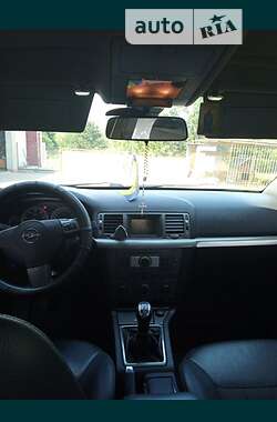 Универсал Opel Vectra 2008 в Городке