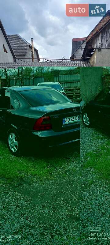 Седан Opel Vectra 2001 в Ужгороде