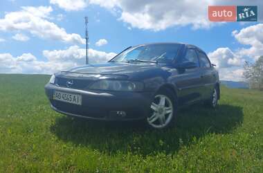 Седан Opel Vectra 1997 в Ужгороді