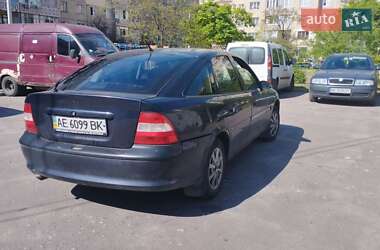 Лифтбек Opel Vectra 1997 в Каменском