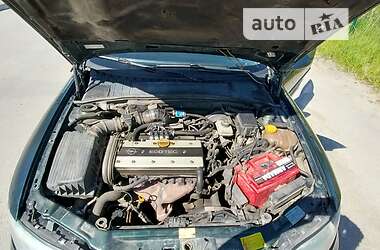 Седан Opel Vectra 2000 в 