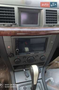 Седан Opel Vectra 2004 в 