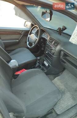 Седан Opel Vectra 1990 в Луцьку