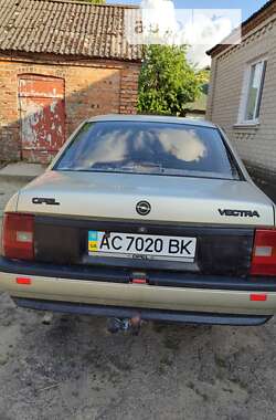 Седан Opel Vectra 1990 в Луцке