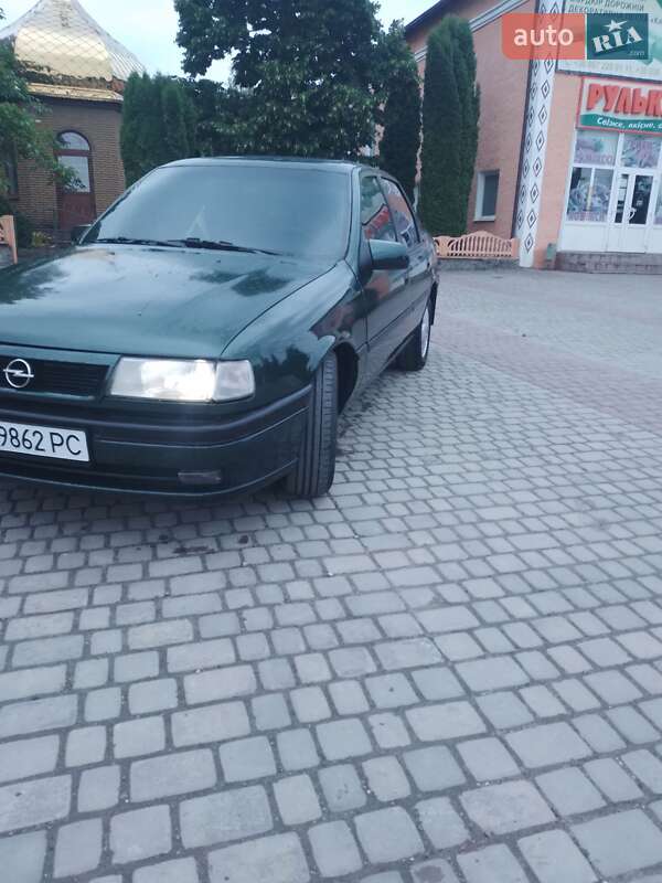 Седан Opel Vectra 1995 в Теофиполе