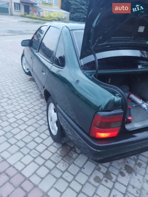 Opel Vectra 1995 VIN W0L000087S5122642 фото оголошення 13 з 52