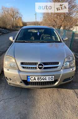 Ліфтбек Opel Vectra 2004 в Умані