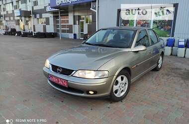 Седан Opel Vectra 1999 в Сарнах