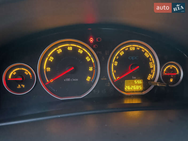 Седан Opel Vectra 2005 в Івано-Франківську