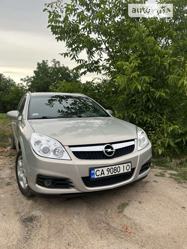 Універсал Opel Vectra 2006 в Звенигородці