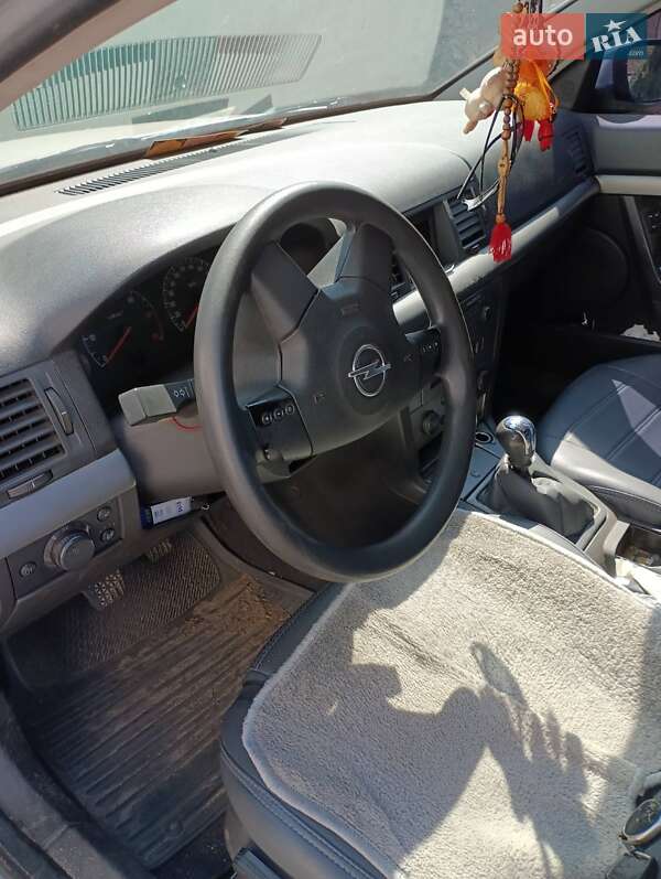 Седан Opel Vectra 2003 в Житомирі
