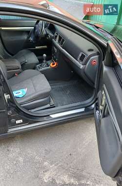 Седан Opel Vectra 2006 в 