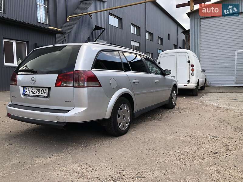 Универсал Opel Vectra 2003 в Киеве