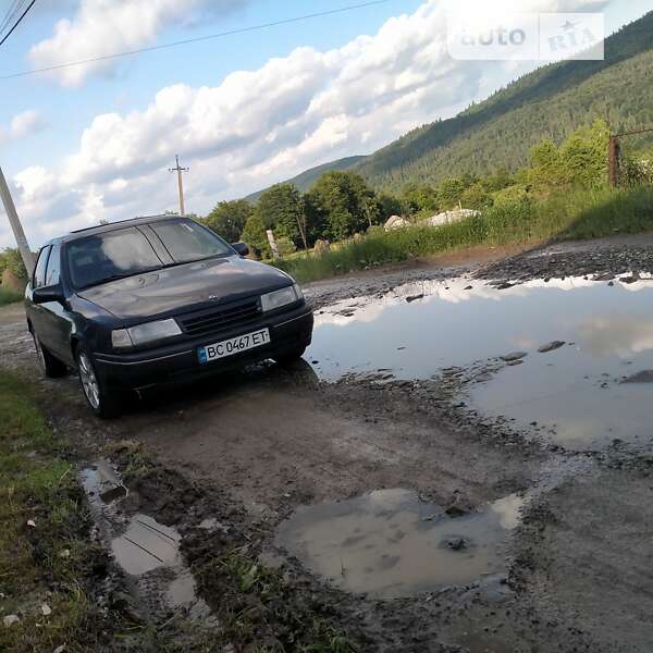 Седан Opel Vectra 1992 в Коломиї