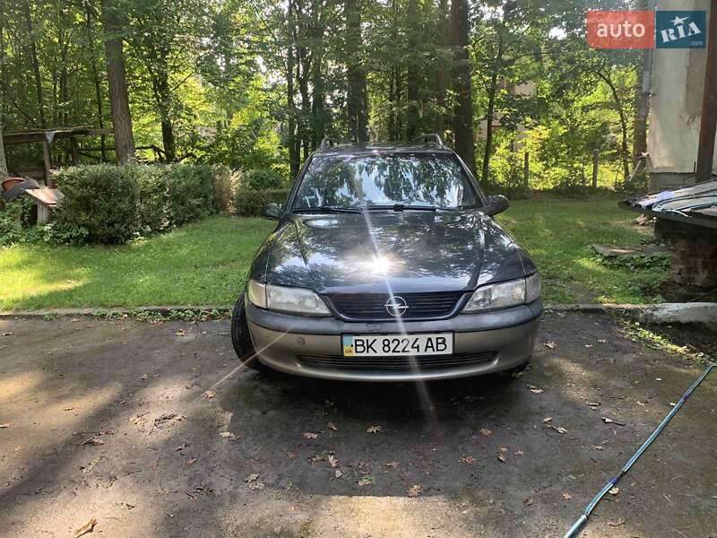 Универсал Opel Vectra 1999 в Ровно