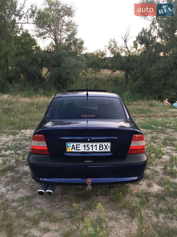 Седан Opel Vectra 1996 в Кам'янському фото 3 Седан Opel Vectra 1996 в Кам'янському