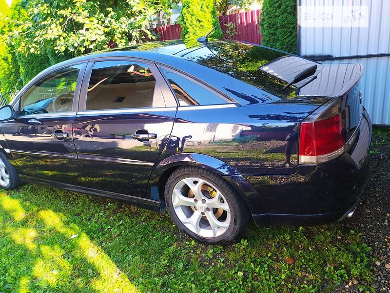 Седан Opel Vectra 2006 в Королеві