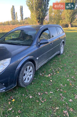 Универсал Opel Vectra 2006 в Хусте