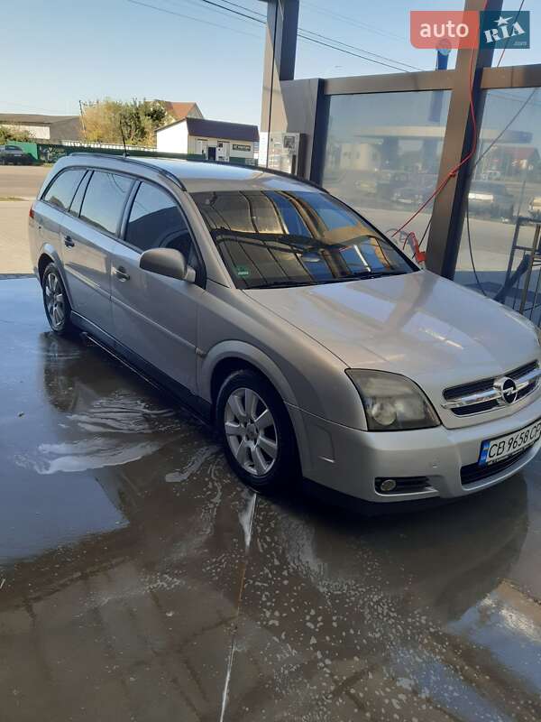 Универсал Opel Vectra 2005 в Миргороде