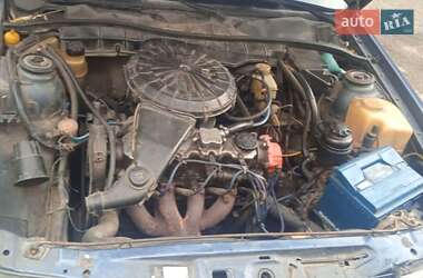 Седан Opel Vectra 1989 в 