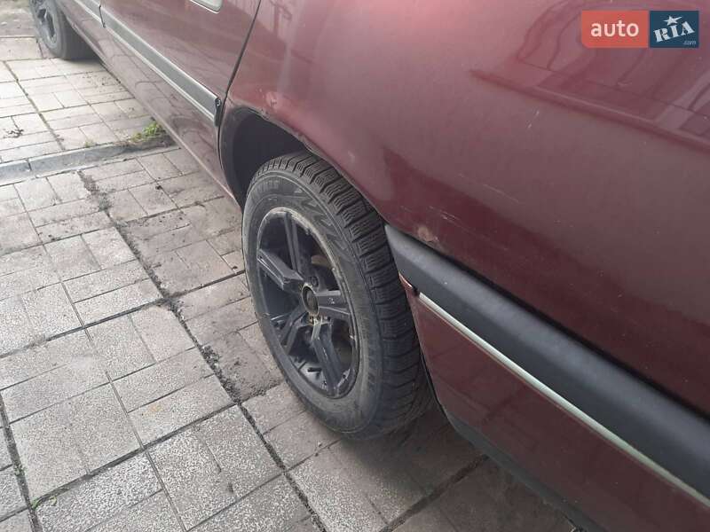 Седан Opel Vectra 1992 в Новомосковске