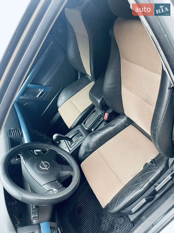 Седан Opel Vectra 2002 в Константиновке (Краматорского района) фото 13 Седан Opel Vectra 2002 в Константиновке (Краматорского района)