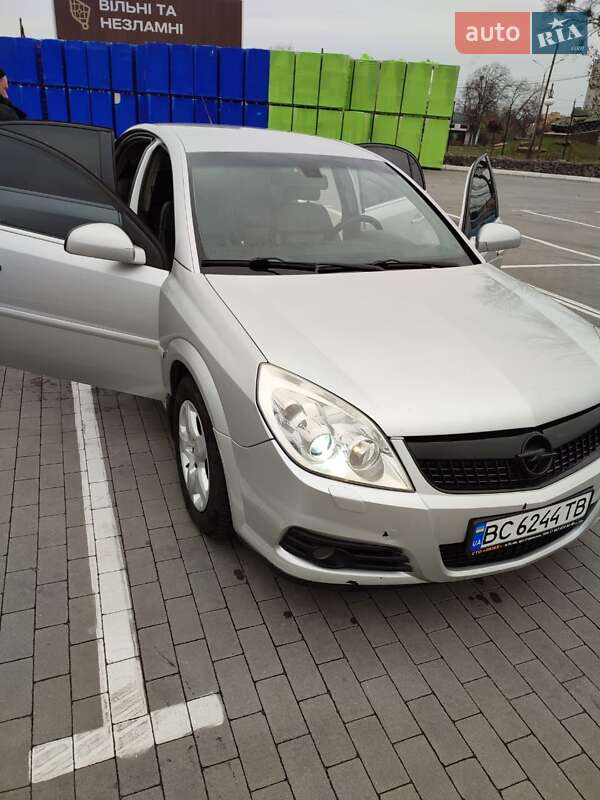 Седан Opel Vectra 2008 в Умани