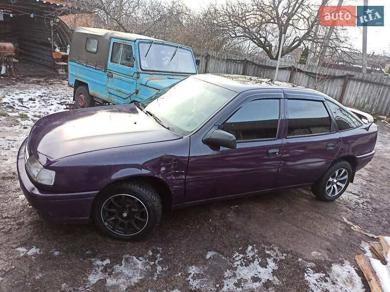 Седан Opel Vectra 1993 в Вовчанську