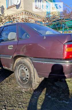 Седан Opel Vectra 1993 в Оратові