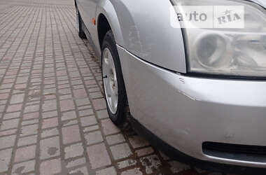 Седан Opel Vectra 2002 в Ізяславі