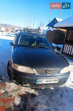 Лифтбек Opel Vectra 2001 в 