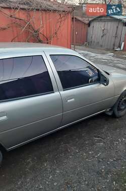 Седан Opel Vectra 1992 в Киеве