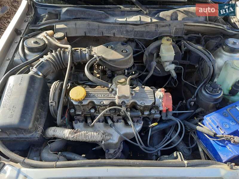 Седан Opel Vectra 1992 в Киеве