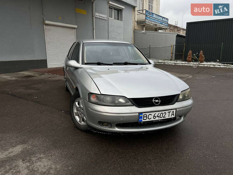 Седан Opel Vectra 1999 в Львове