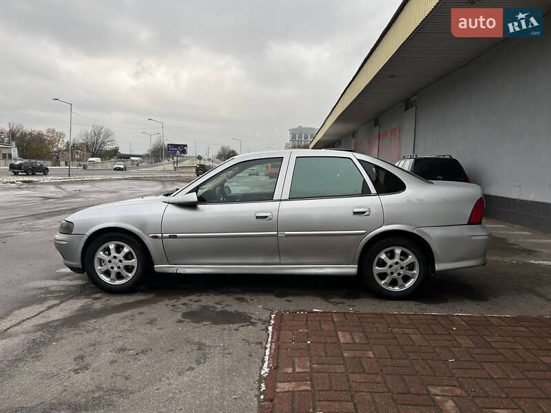 Седан Opel Vectra 1999 в Львове