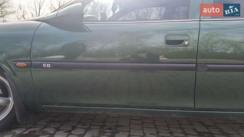 Седан Opel Vectra 1996 в Полтаві