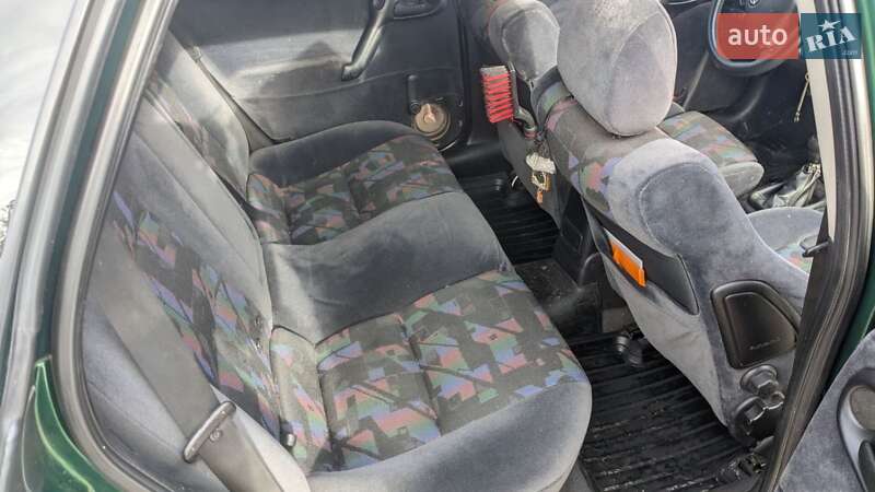 Седан Opel Vectra 1996 в Полтаві