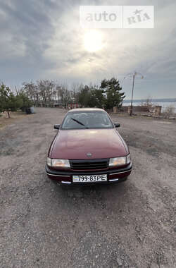 Седан Opel Vectra 1991 в Ровно